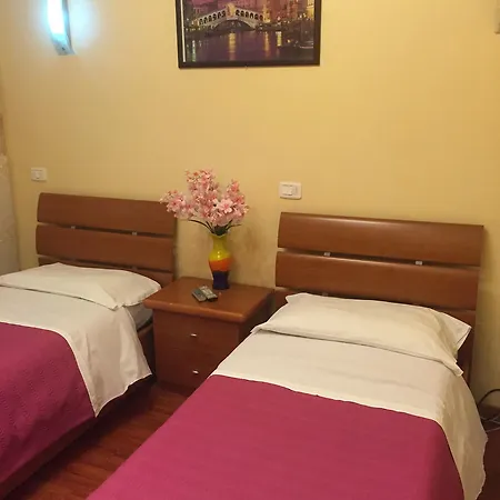 Pensjonat Zhihua Rzym