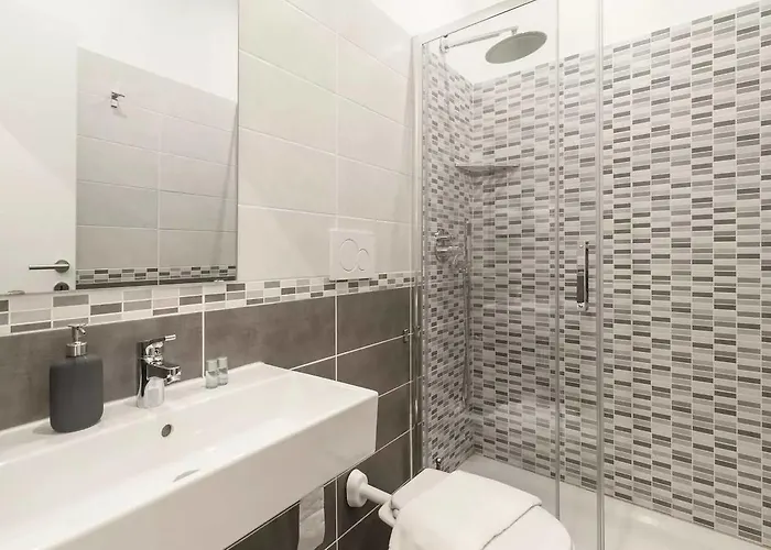 Zhihua ゲストハウス 2*