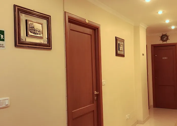 ゲストハウス Zhihua 2*